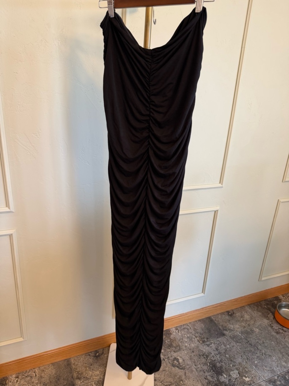 Good American Maxi Dress Strapless Ruched Maxi/ Midi Black MSRP $138 - Picture 4 of 5